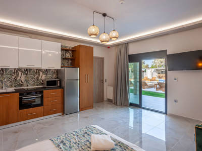 
Chalkidiki Apartments Olia Seaside Residence Luxury Suite Pool 0232 HDR Villa Halkidiki Pefkochori